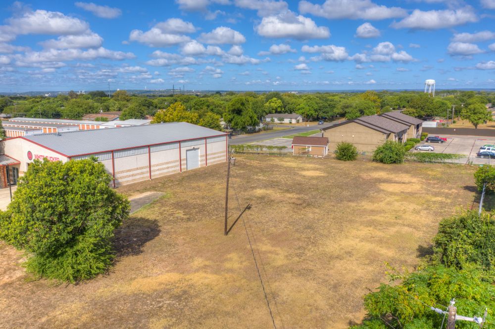 Retail For Sale: 1555 N Business Ih 35, New Braunfels, TX 78130
